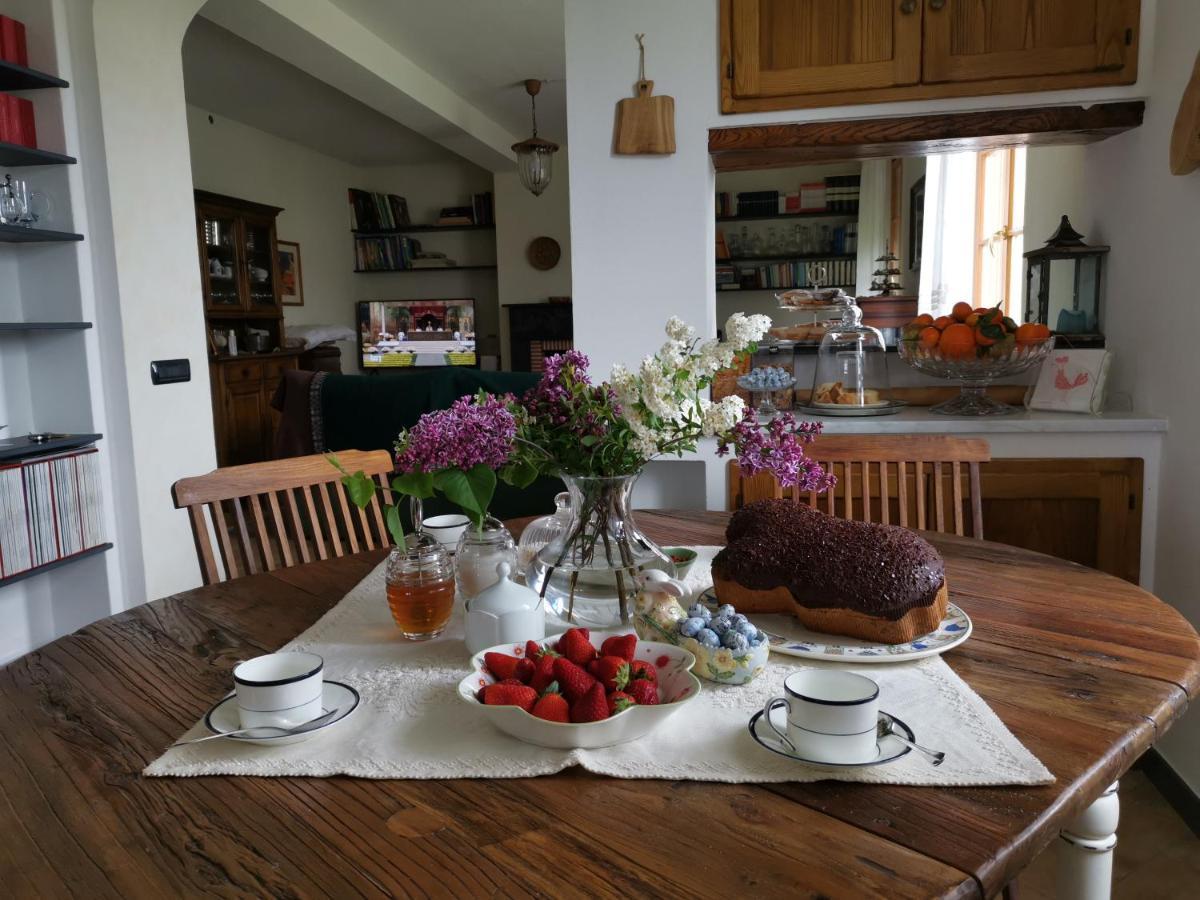 Elsa House Bed and Breakfast Mezzanego Exteriör bild